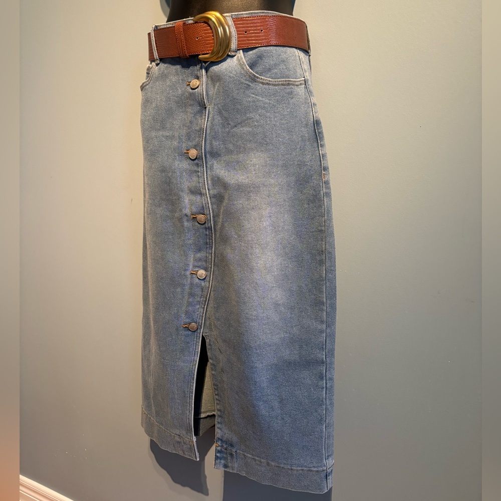 One 5 One Denim Midi Skirt, size medium. - Picture 4 of 11